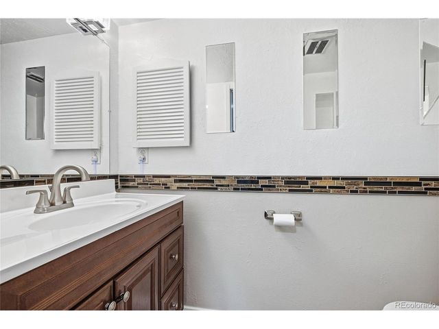 3550 S Harlan St 6-157, Denver, CO 80235