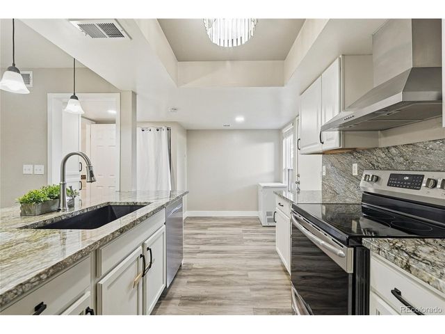 3550 S Harlan St 6-157, Denver, CO 80235