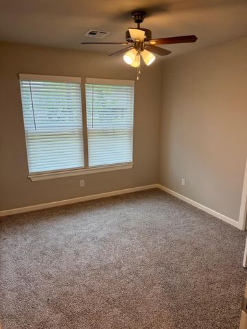 1623 Rockwood Drive, Grove, OK 74344