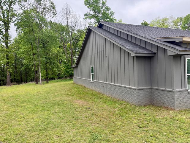 1623 Rockwood Drive, Grove, OK 74344