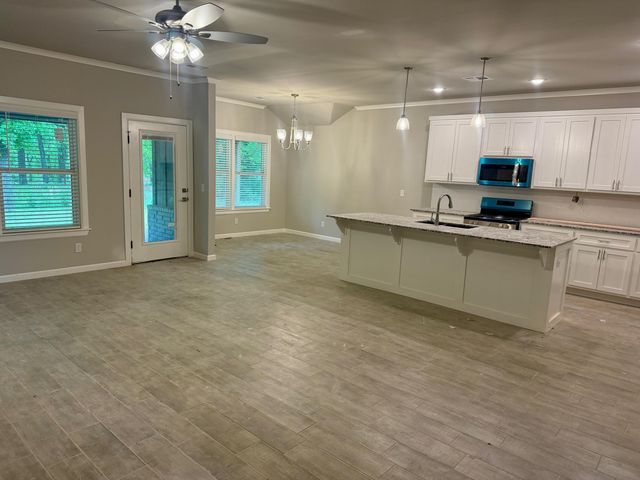 1623 Rockwood Drive, Grove, OK 74344