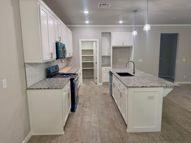1623 Rockwood Drive, Grove, OK 74344