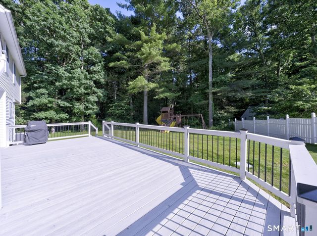 152 Chase Hollow Lane, Glastonbury, CT 06033