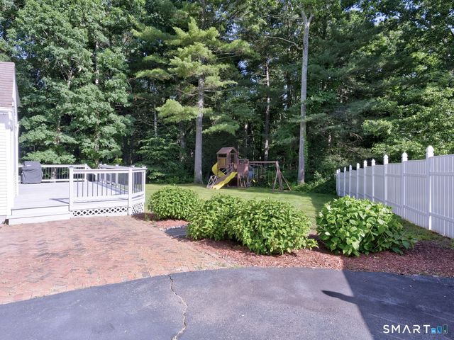 152 Chase Hollow Lane, Glastonbury, CT 06033