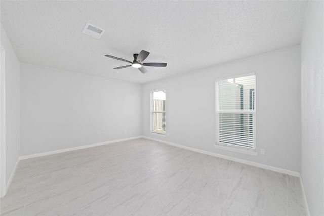 2718 Ashford Oak Drive, Houston, TX 77082