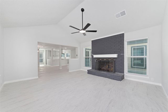 2718 Ashford Oak Drive, Houston, TX 77082