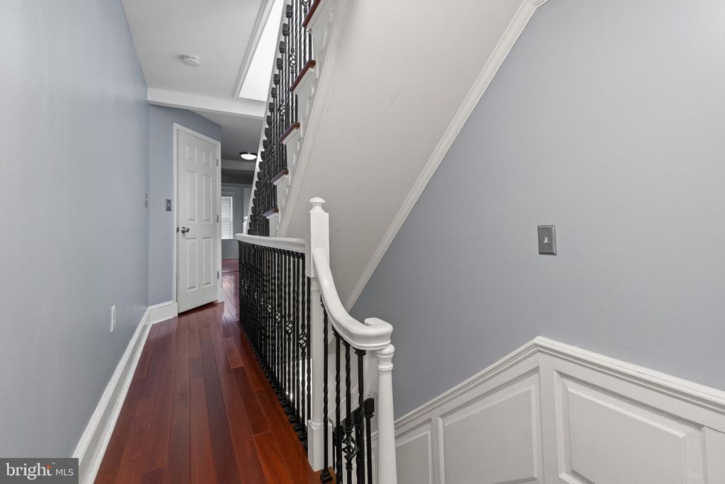 Image 10 of property listing at 2930 ELLIOTT ST, Baltimore, MD 21224