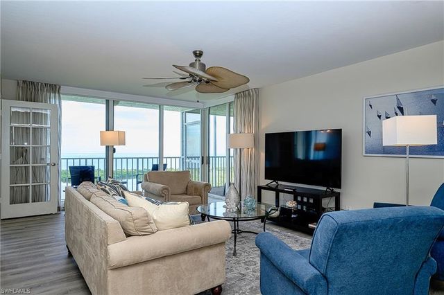 5550 Heron Point DR # 1503, Naples, FL 34108