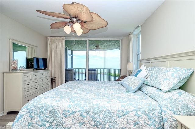 5550 Heron Point DR # 1503, Naples, FL 34108