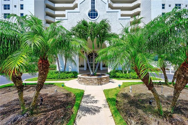 5550 Heron Point DR # 1503, Naples, FL 34108