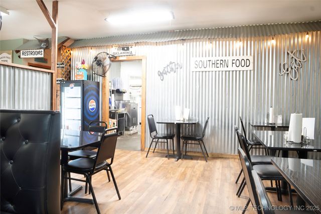 905 W Blackjack Street, Stilwell, OK 74960