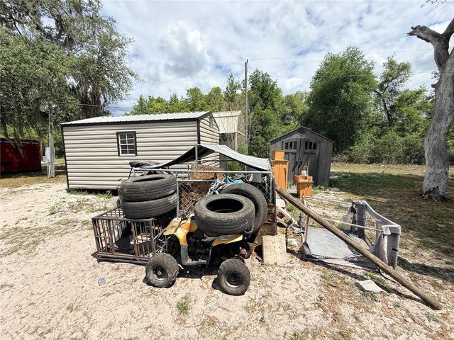 21520 SE 147TH LANE, Umatilla, FL 32784