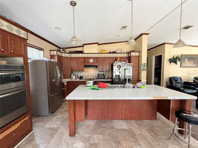 21520 SE 147TH LANE, Umatilla, FL 32784