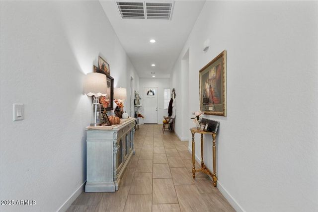 2264 E ISAIAH Avenue, Gilbert, AZ 85298