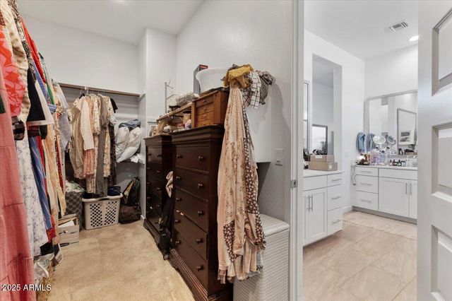 2264 E ISAIAH Avenue, Gilbert, AZ 85298