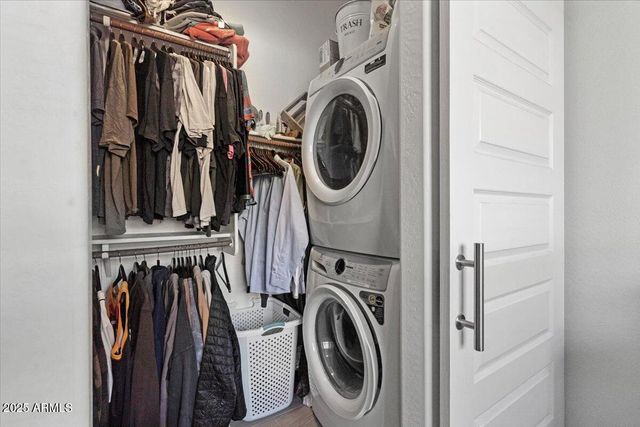 2264 E ISAIAH Avenue, Gilbert, AZ 85298