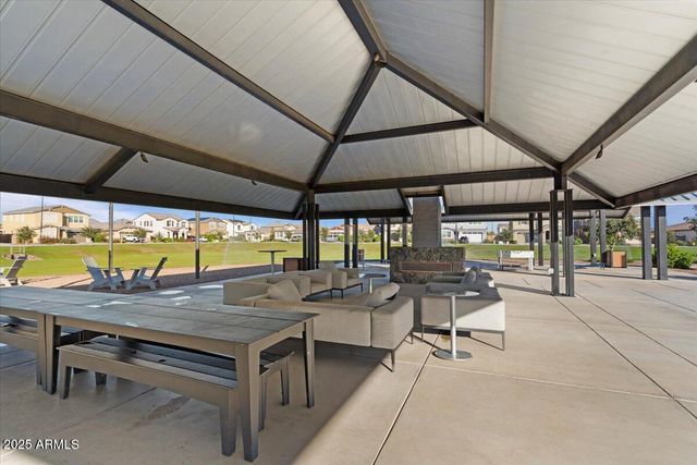 2264 E ISAIAH Avenue, Gilbert, AZ 85298