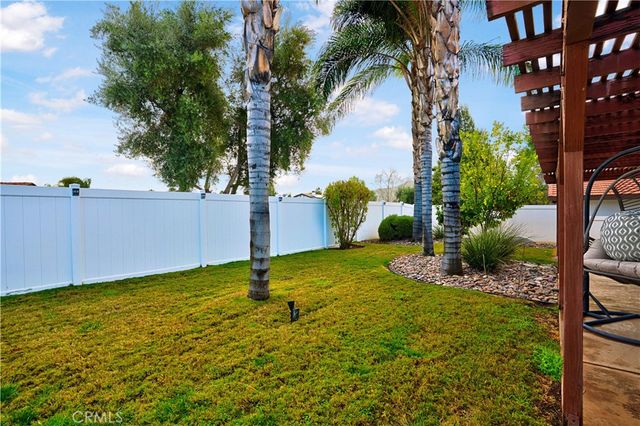 23619 Cutter Drive, Canyon Lake, CA 92587