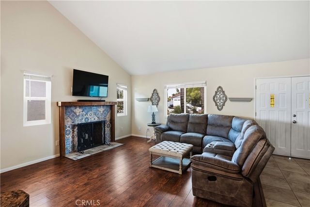 23619 Cutter Drive, Canyon Lake, CA 92587