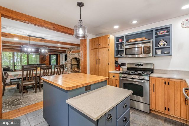 3380 ARMSTRONG VALLEY RD, Halifax, PA 17032