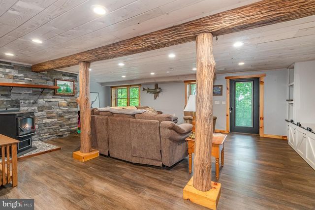 3380 ARMSTRONG VALLEY RD, Halifax, PA 17032