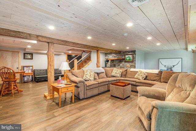 3380 ARMSTRONG VALLEY RD, Halifax, PA 17032