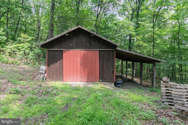 3380 ARMSTRONG VALLEY RD, Halifax, PA 17032