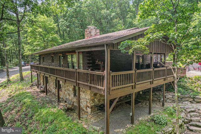 3380 ARMSTRONG VALLEY RD, Halifax, PA 17032