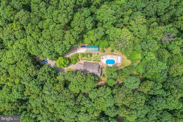 3380 ARMSTRONG VALLEY RD, Halifax, PA 17032