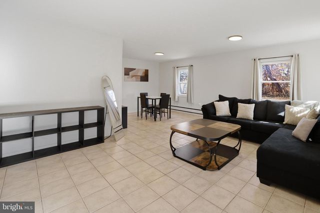 42 BUCKNELL LN, Willingboro, NJ 08046