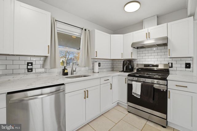 42 BUCKNELL LN, Willingboro, NJ 08046