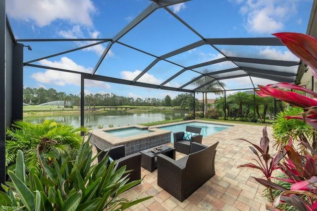3653 Avenida Del Vera, North Fort Myers, FL 33917