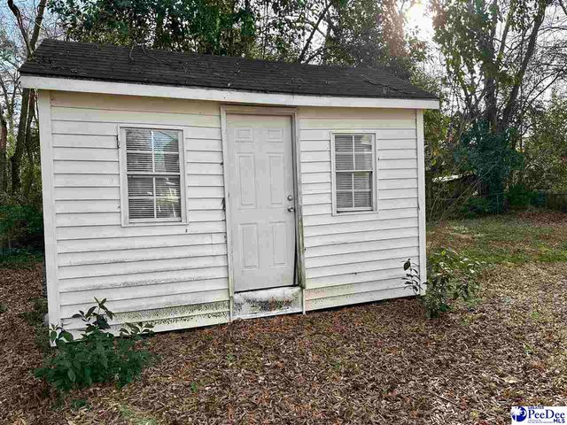 306 Godbold St, Marion, SC 29571