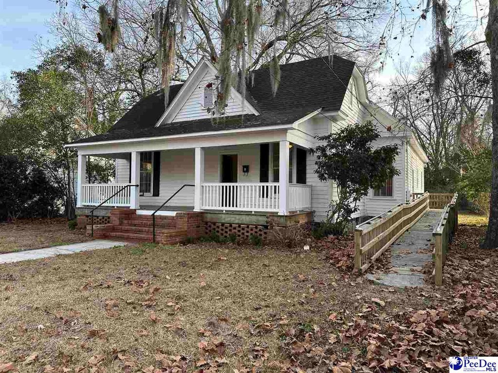 306 Godbold St, Marion, SC 29571