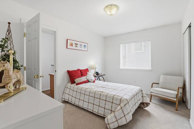 5019 W Pacific Park Dr, Spokane, WA 99208