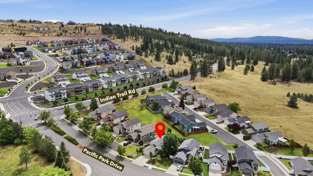 5019 W Pacific Park Dr, Spokane, WA 99208