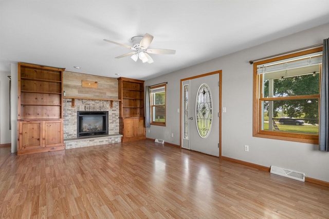 W12717 OLDEN ROAD, Ripon, WI 54971