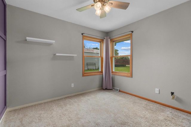 W12717 OLDEN ROAD, Ripon, WI 54971