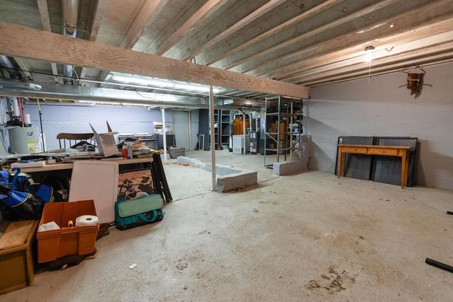 W12717 OLDEN ROAD, Ripon, WI 54971