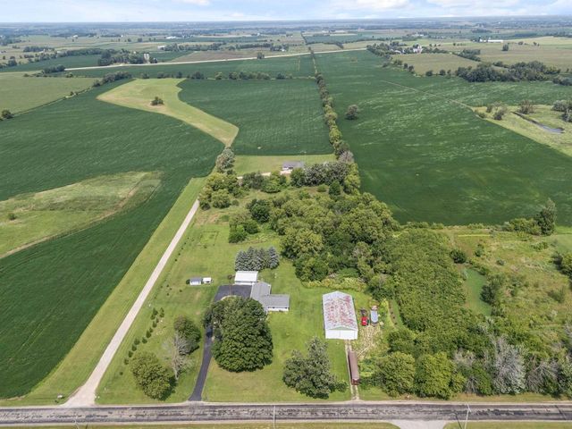 W12717 OLDEN ROAD, Ripon, WI 54971