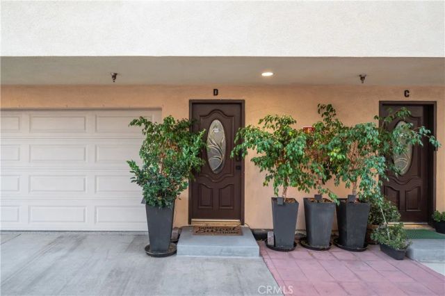 9882 Broadway D, Anaheim, CA 92804