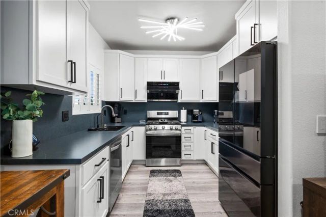 9882 Broadway D, Anaheim, CA 92804