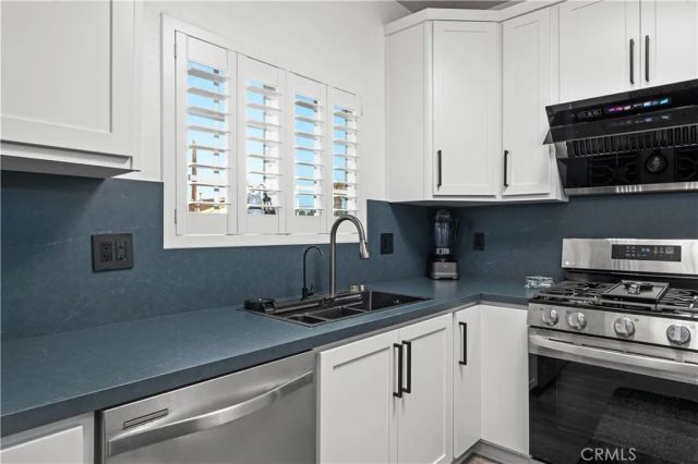 9882 Broadway D, Anaheim, CA 92804
