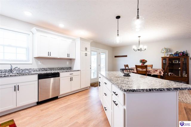 4045 Fairground Road, Brandenburg, KY 40108