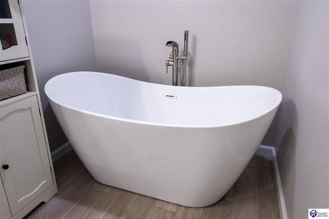 4045 Fairground Road, Brandenburg, KY 40108