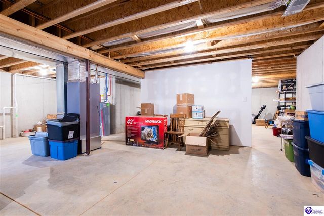 4045 Fairground Road, Brandenburg, KY 40108