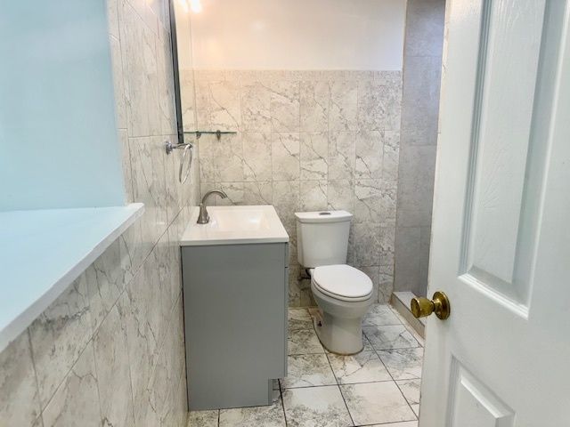 5618 N Artesian Avenue G, Chicago, IL 60659