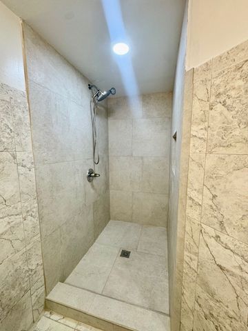 5618 N Artesian Avenue G, Chicago, IL 60659