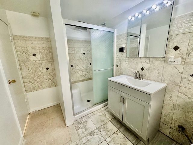 5618 N Artesian Avenue G, Chicago, IL 60659