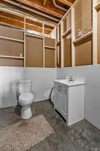 910 Blackberry Lane, Perryville, MO 63775